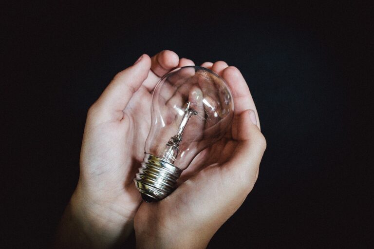 The Role of Tech Giants in Shaping the Future of AI