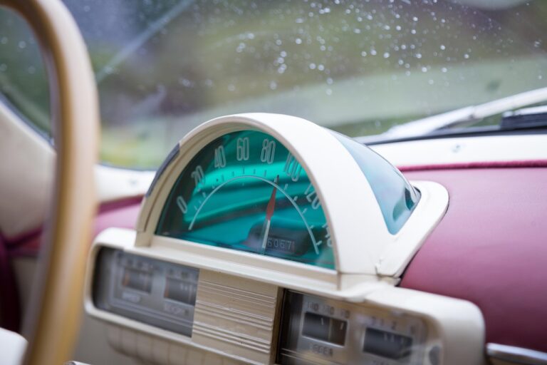 The Evolution of Car Body Panel Materials: From Steel to Aluminum Alloys